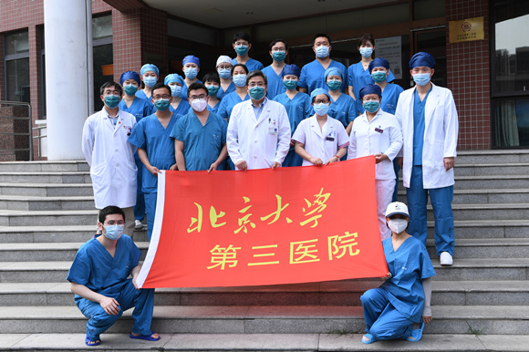 令必行 战必胜 我院组建应急医疗队支援丰台区完成核酸采样任务