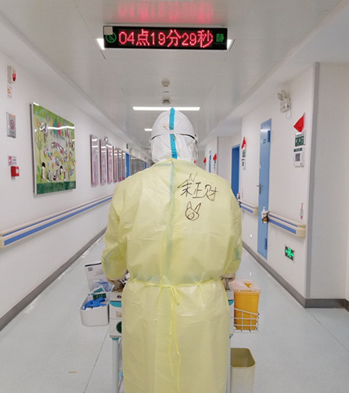 【科技日报】抗疫不是简简单单喊喊口号 丨白衣战士抗疫日记