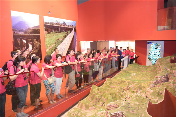 医院党委组织支部书记赴红旗渠开展主题培训活动