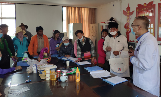 耳鼻喉科为8名西藏自治区先天性听障儿童实施人工耳蜗植入手术