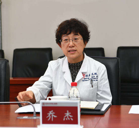 秦皇岛市市长一行来我院进行工作交流