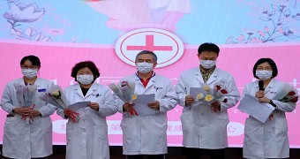 “5.12”国际护士节|白衣执甲、逆行出征,向美丽的“提灯女神”致敬!