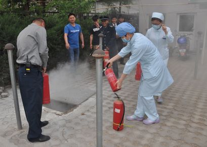 党校院区联合医院保卫处对院区全体员工进行消防安全培训