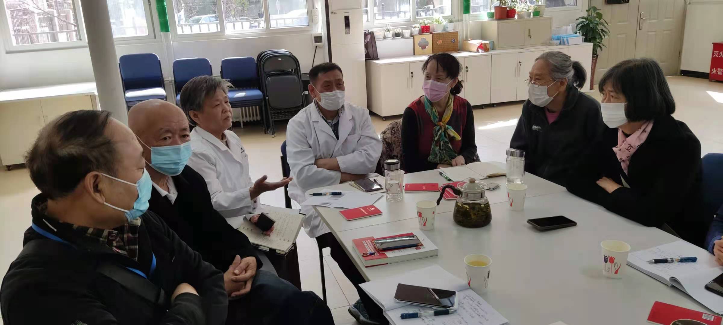 离退休党总支召开本年度第二次全体支委会