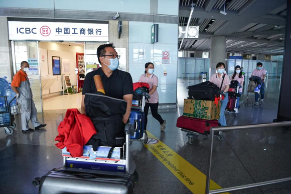 千里援藏 今日凯旋 北京大学第三医院第六批 “组团式”援藏医疗队回京