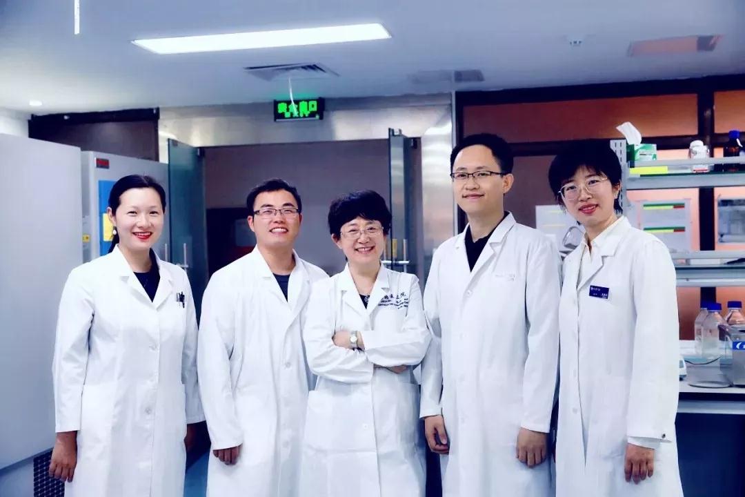 Nature Medicine创刊25周年 乔杰院士受邀撰文