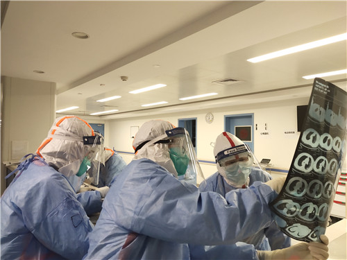 抗疫一线!哪里有需要,北医三院党员干部就冲向哪!