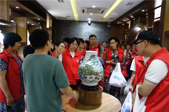 医院服务管理办公室举办活动庆祝社会志愿者服务队成立四周年