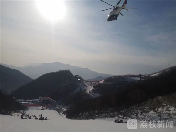 【荔枝新闻】白鹏:我们,中国第一代滑雪医生,终于傲首挺胸站在了世界的舞台上