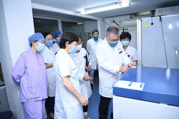 风雨见真情 危难显担当——海淀区委卫生健康工委领导来院慰问