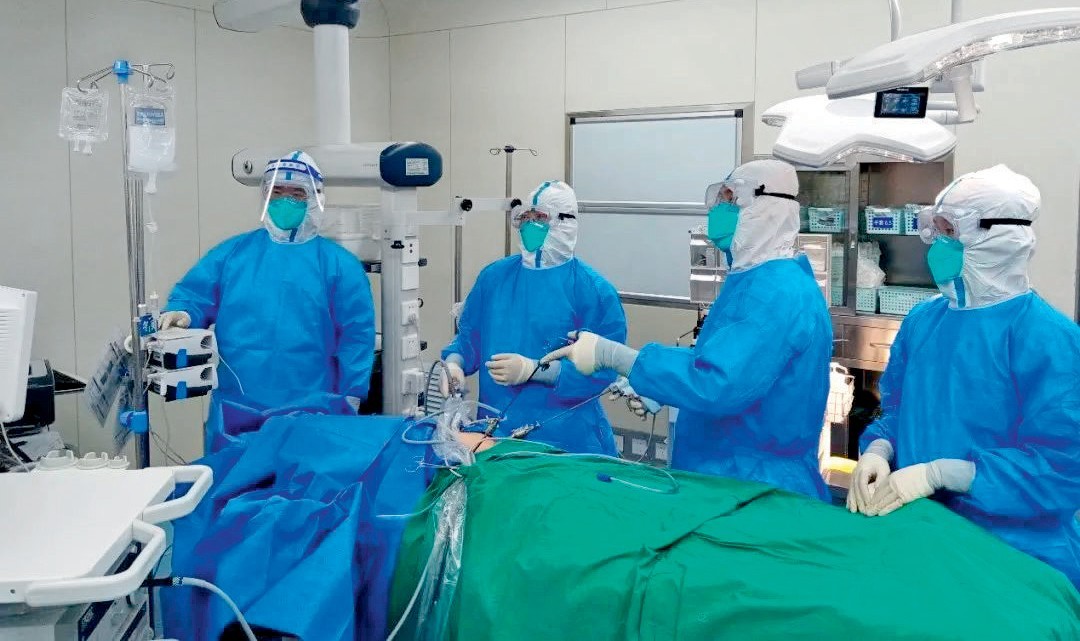 “这里的医护团队专业、友善,给我带来了家一般的温暖”