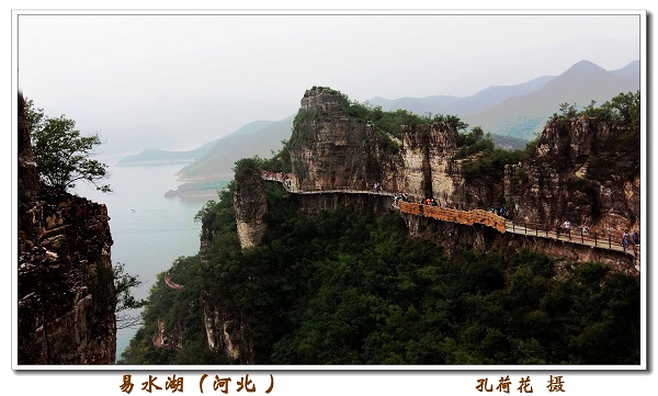 庆祝建院60周年离退休人员摄影与手工作品展