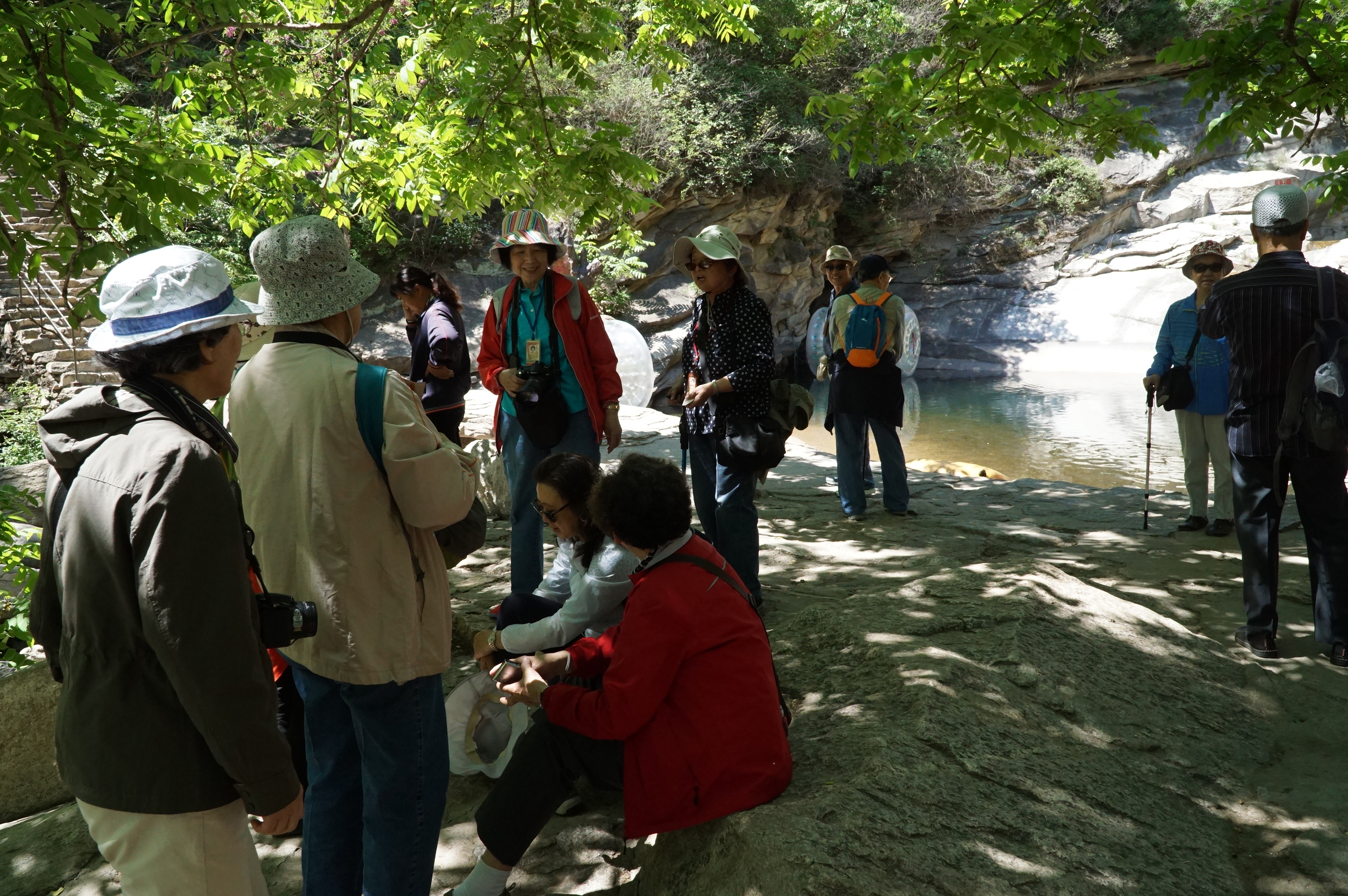 山美水美人更美