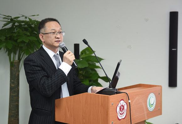 马拉维第一夫人格特鲁德·穆塔里卡率代表团来访我院