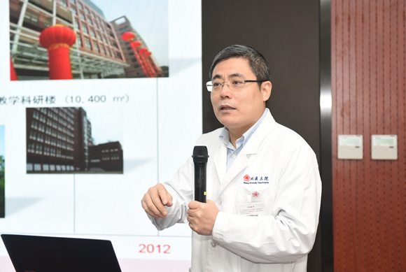 创建老年友善医院专家评审组莅临我院开展市级复核工作