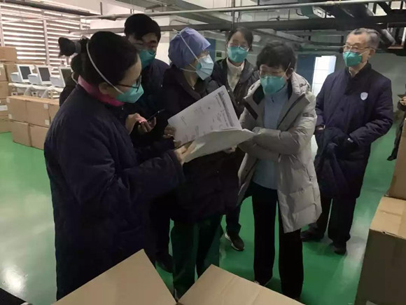 北医三院援鄂医疗队元宵节夜正式独立接管新病区