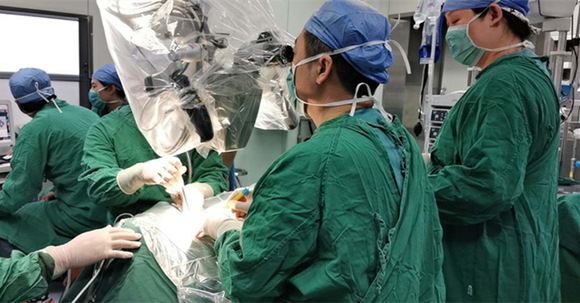 神经外科和脑血管疾病诊治中心举办复杂颈动脉狭窄多学科综合诊治新进展暨CEA学习班