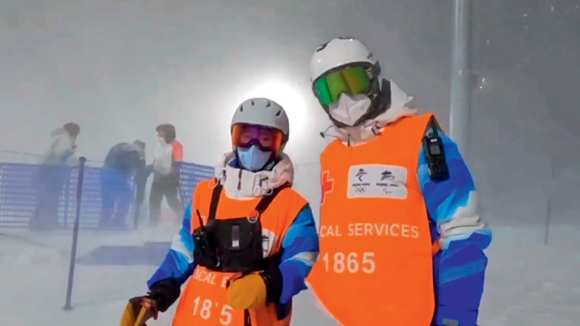 护理部:闪耀冬奥 三米阳光一起向未来