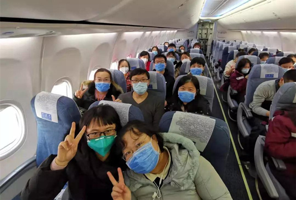 援鄂医生日记 内向爱人首次告白:“我和闺女爱你,等你平安归来”