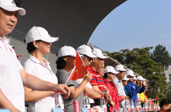 为祖国喝彩 为三院加油 我院举行第38届运动会