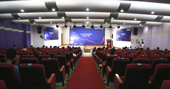 呼吸与危重症医学科举办医工结合赋能慢性气道疾病全程管理项目启动会