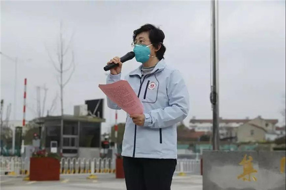 【中国妇女杂志】女院士乔杰领誓重温入党誓词，火线发展党员，党旗在一线更鲜艳！