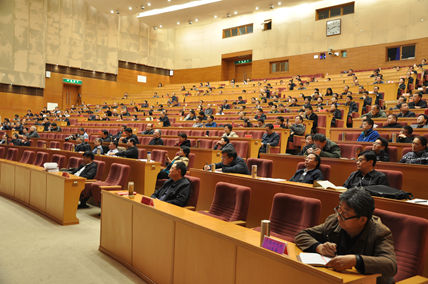 心内科专家毛节明教授为中央党校学员进行健康讲座