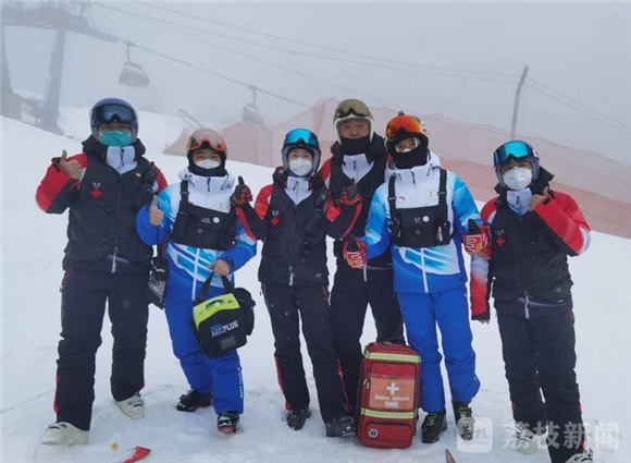 【荔枝新闻】白鹏:我们,中国第一代滑雪医生,终于傲首挺胸站在了世界的舞台上