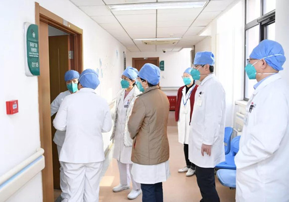 现在是除夕，这里是北医三院