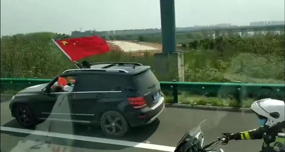 北医三院137人国家援鄂抗疫医疗队回家了