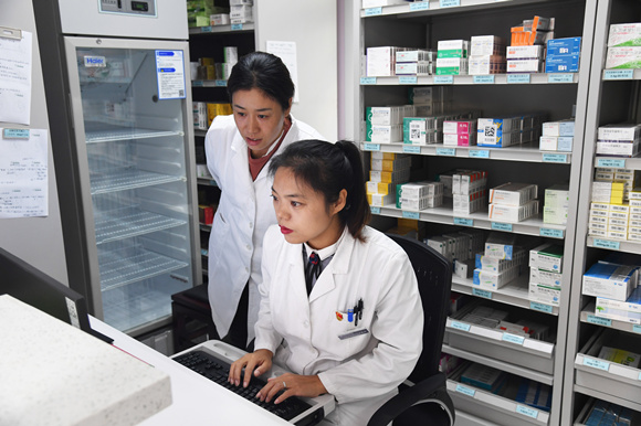 北京大学第三医院首都机场街道东平里社区卫生服务站揭牌