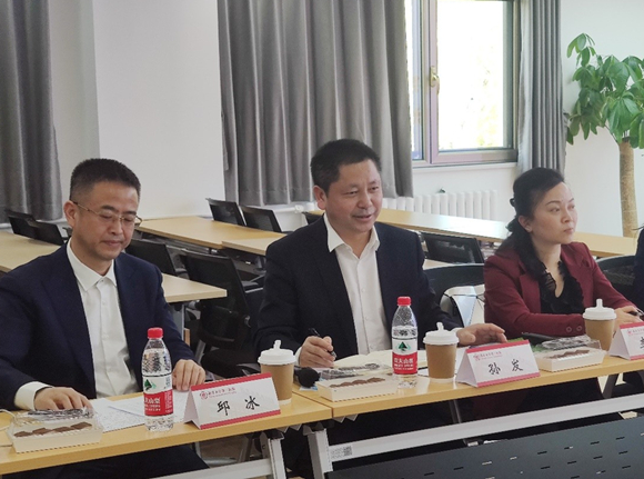 贵州省卫生健康委领导到北京大学第三医院进行“黔医人才计划”调研