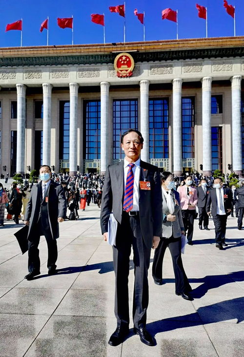 北医三院全国人大代表刘忠军、全国政协委员陈仲强建言献策