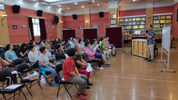 2019年9月10日上午我院退休人员合唱队在职工之家成立。