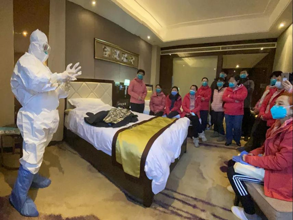 北医三院医疗队在武汉 首日：实地考察、感控培训......临时党支部收到8份入党申请书，他们这样说