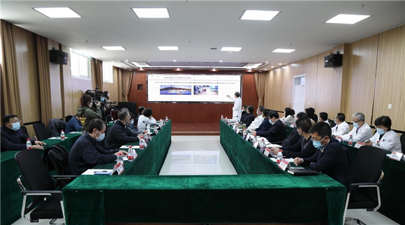 北京大学校长郝平、常务副校长乔杰一行调研崇礼院区冬奥医疗保障和国家区域医疗中心建设工作