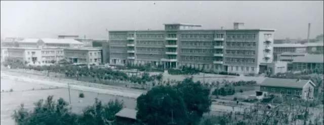 迎三院甲子·亲历｜范凤立：从医院总体规划方案到一座座现代化的建筑