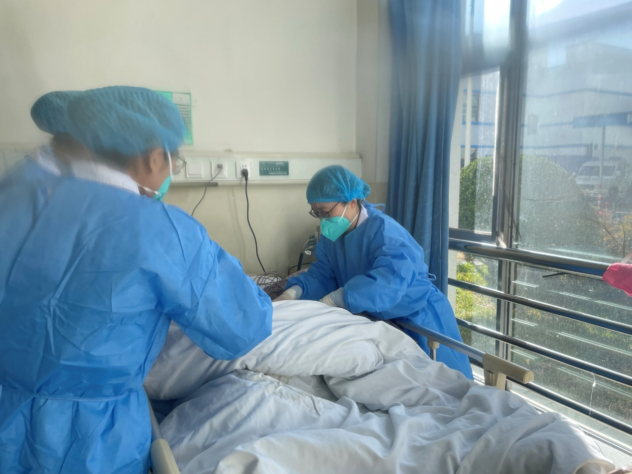 全力以赴传经验 稳扎稳打促提升