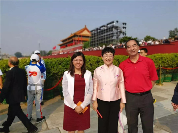 向祖国致敬|北医三院人在游行队伍中、在观礼台前，在医疗保障工作一线……