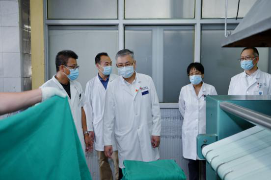 国庆、中秋前夕我院院领导行政查房