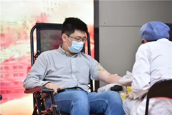 学史力行办实事——北医三院111名医务人员献血23600毫升