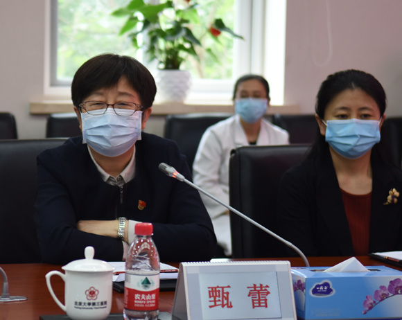 海淀区领导来院慰问援鄂抗疫医疗队队员