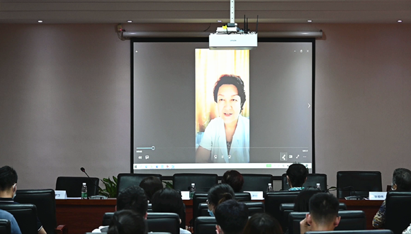 团委联合关工委开展“老少同行跟党走”主题系列团日活动暨团干部培训