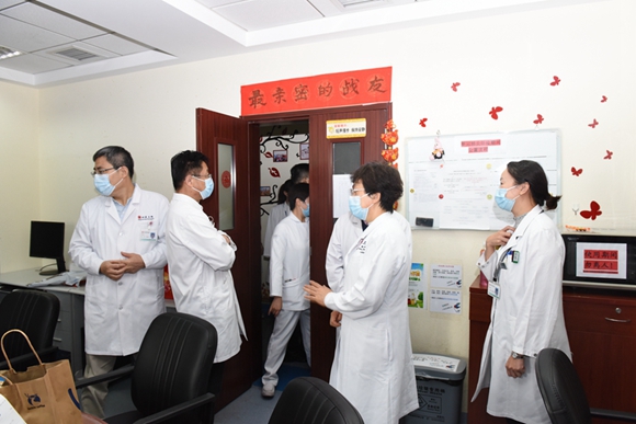 国庆、中秋前夕我院院领导行政查房