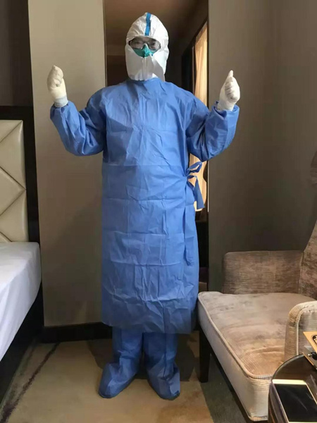 援鄂医生日记 内向爱人首次告白:“我和闺女爱你,等你平安归来”