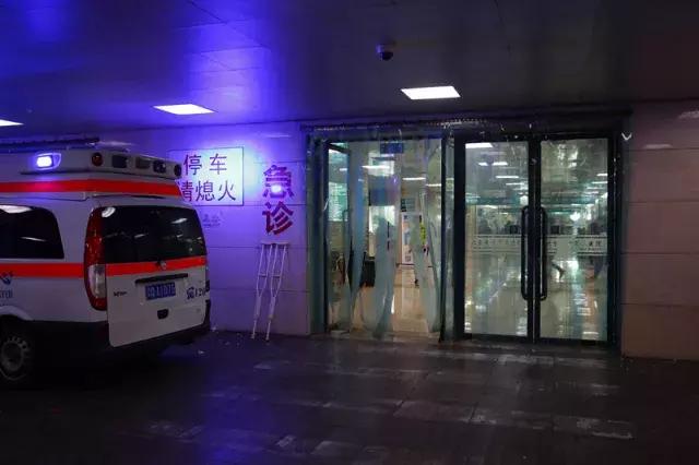 迎三院甲子·亲历|郑亚安：30多年前，我来到北医三院......每年春节七天长假急诊科是最紧张、繁忙的......