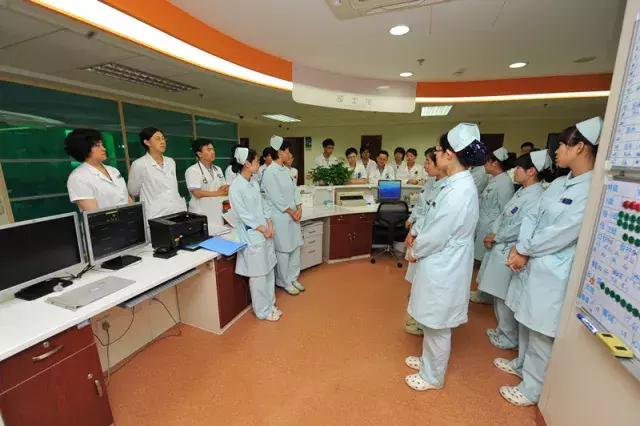 迎三院甲子·亲历 | 朱红：那位农民父亲抱着儿子痛哭的情景至今挥之不去……