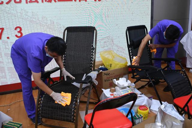 无偿献血传递爱心 | 北医三院98名医务人员献血19800毫升