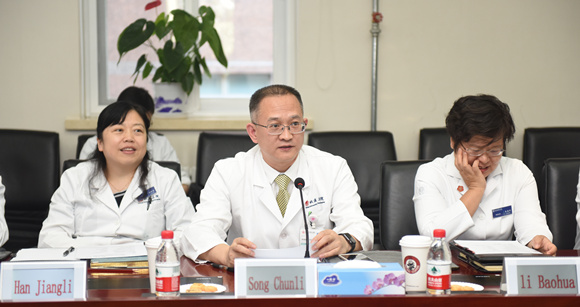 泰国宋卡王子大学医学院院长带团来我院参观访交流