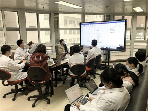 我院药剂科赵荣生教授参与制定并组织编译的国际药学联合会《新型冠状病毒(2019-nCoV)暴发:适用于药师和药房工作人员的信息与试行指南》(中文版)在全球发布